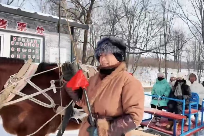 尔滨“冰雪乐园·神鹿滑雪场”开园 多项文旅体验活动等你来