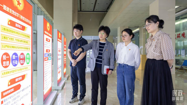 時(shí)政新聞眼丨如何打好這場(chǎng)攻堅(jiān)戰(zhàn)持久戰(zhàn)總體戰(zhàn),，習(xí)近平提出明確要求