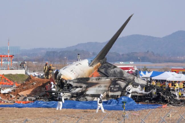 韩媒：济州航空失事客机“黑匣子”停录4分钟