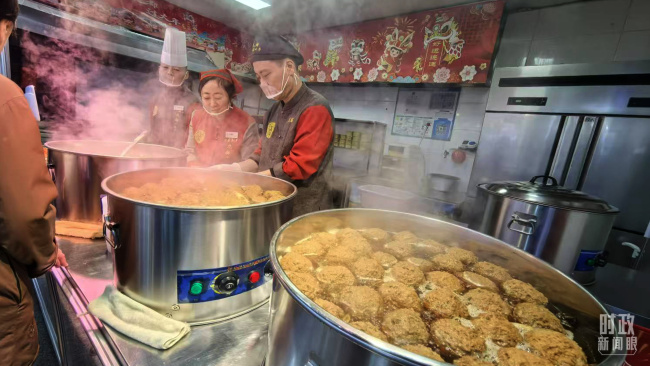 时政新闻眼丨进商场、看社区，习近平沈阳之行的殷殷牵挂