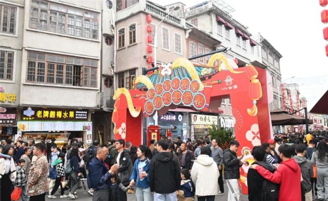 廣東汕頭小公園強(qiáng)勢(shì)“出圈” 文旅頂流吸引八方游客