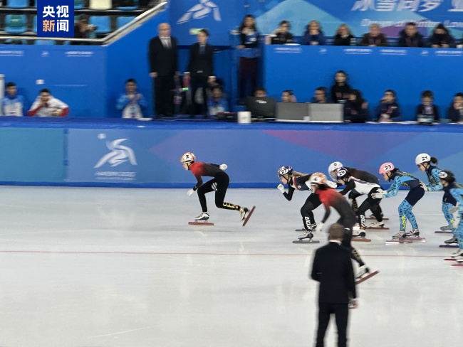 中国队夺得亚冬会短道速滑女子3000米接力金牌