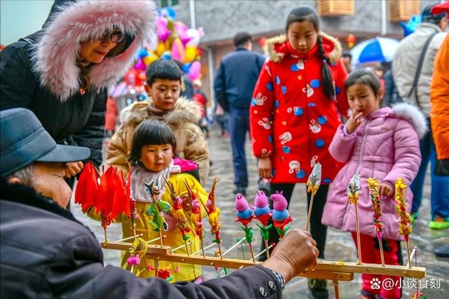 “十四3不空,，蛇年白忙活”3不空指啥,？ 燈火米缸房屋滿(mǎn)