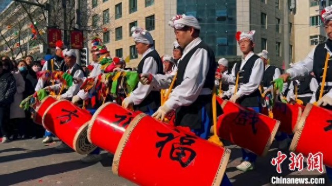 蘭州榆中鄉(xiāng)村原生態(tài)社火隊伍大PK