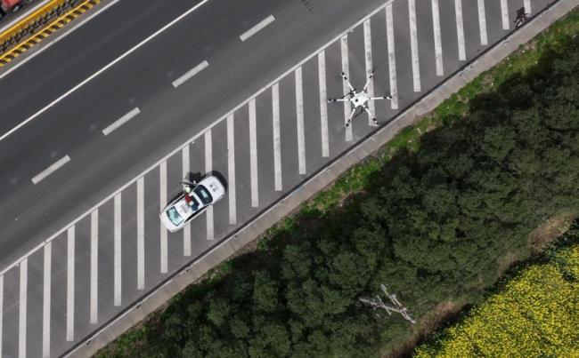 上海啟用無人機(jī)嚴(yán)查非機(jī)動車