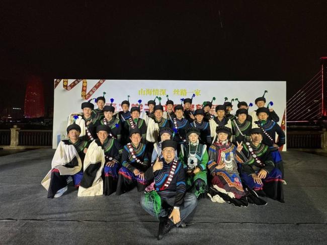 浙江老師48小時家訪12戶涼山學生