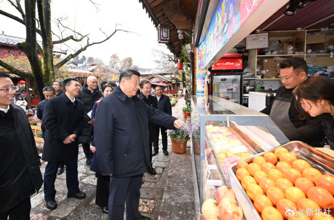 习近平考察丽江古城：文旅产业要走一条持续、健康的发展之路