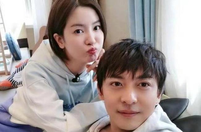 李佳航对李晟一见钟情 14年爱情童话范本