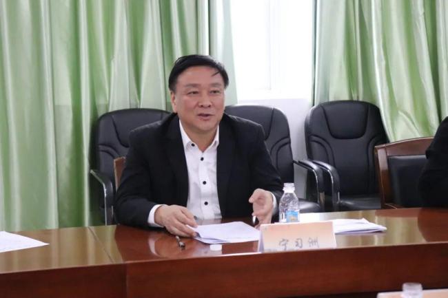 南方医科大学原副校长宁习洲投案