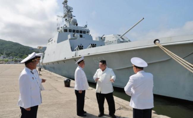 朝鲜“手搓”驱逐舰 真实实力如何 海上巨兽搅动东北亚