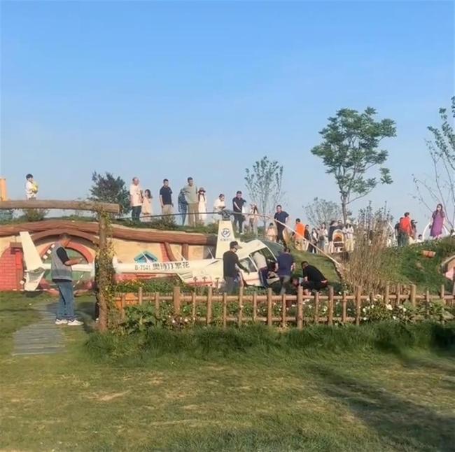 蘇州直升機(jī)墜落景區(qū)剛開(kāi)園一周 開(kāi)業(yè)僅一周突遭事故