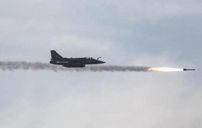 霹雳-15空空导弹有多强 印度为何惧怕？
