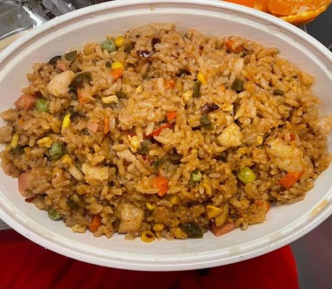 這個(gè)五一打工人在高鐵上狂炫流水席 高鐵美食地圖開啟