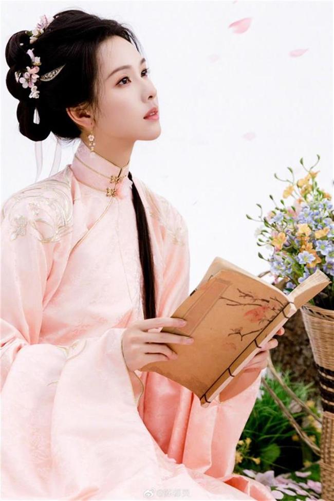 陳都靈發(fā)文安撫粉絲 專注現(xiàn)實(shí)生活