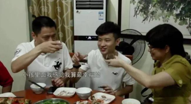 斯諾克亞洲一哥趙心童是如何逆襲的 禁賽復出創(chuàng)紀錄奪冠