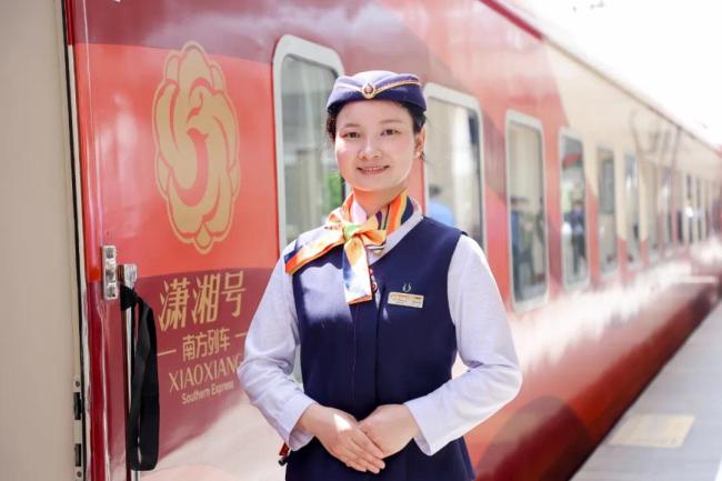能洗澡的紅色軟臥列車，即將上線,！