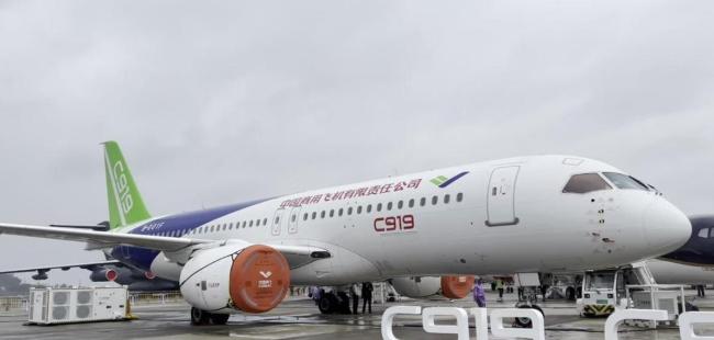 C919大飛機迫降山東農(nóng)田?適航證受阻引發(fā)關注