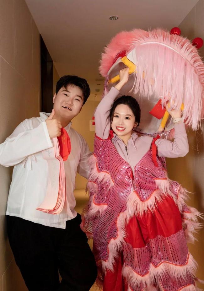 新人在海底撈辦140人婚宴 創(chuàng)新婚禮獲贊