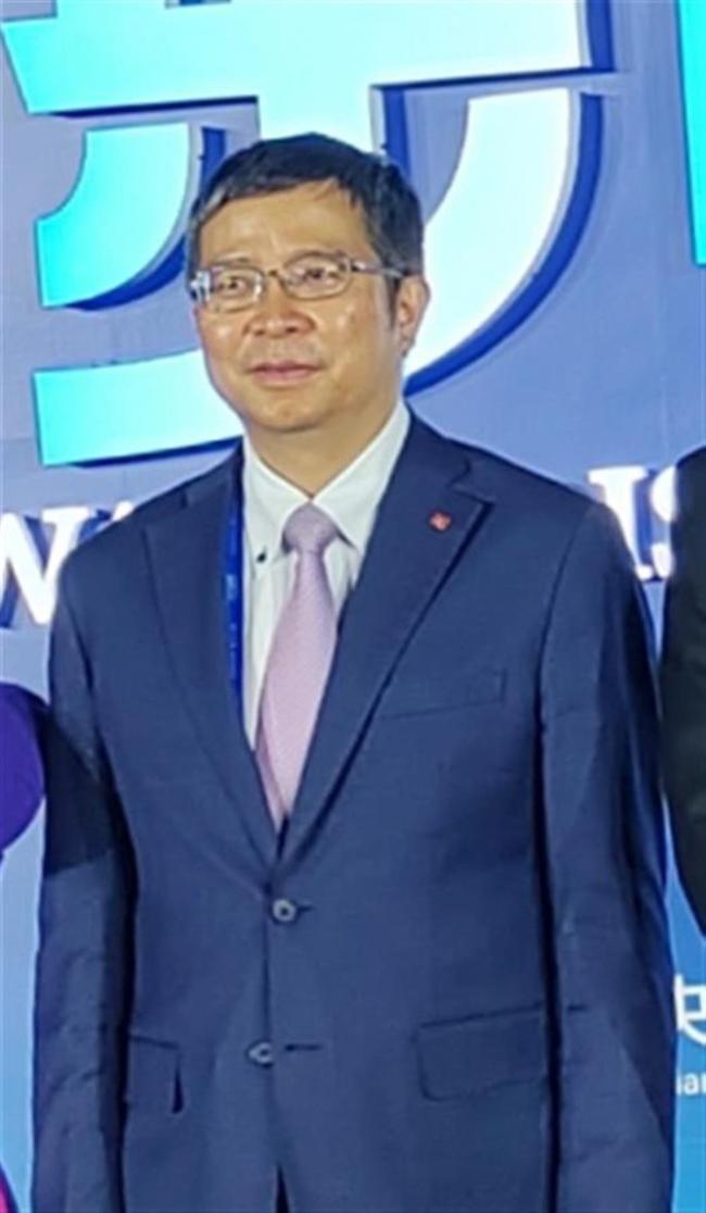 越南駐華大使看到高中課本上的黃鶴樓 感受武漢文化底蘊