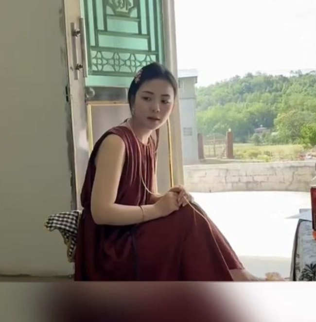 女子婚后回娘家秒變少女：回父母身邊后即使年齡再大,，也會覺得是孩子