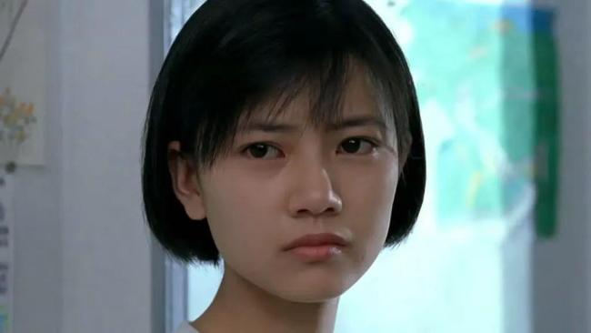 專訪高圓圓：像鳥兒一樣 柔弱也自由 接納弱小亦是強(qiáng)大