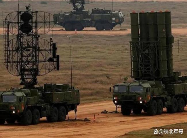 枭龙打S400相当于潜艇打反潜机 15亿成废铁