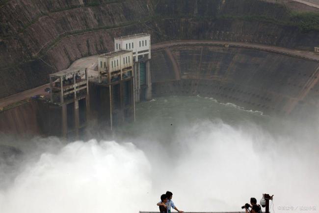 印度開閘數(shù)小時后再度對巴限流 水資源博弈加劇