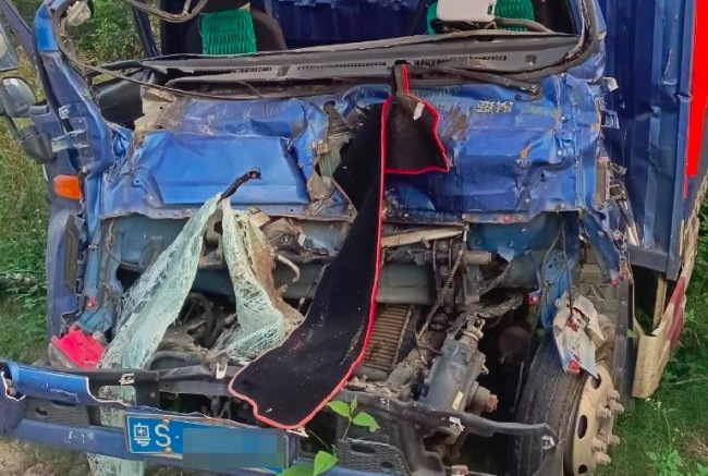 送貨司機(jī)車禍身亡仲裁勞動(dòng)關(guān)系被駁回 律師談為平臺(tái)送貨司機(jī)仲裁勞動(dòng)關(guān)系難