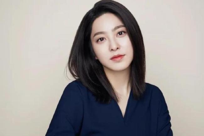 韩国女演员朴世荣生女 迎来家庭新成员