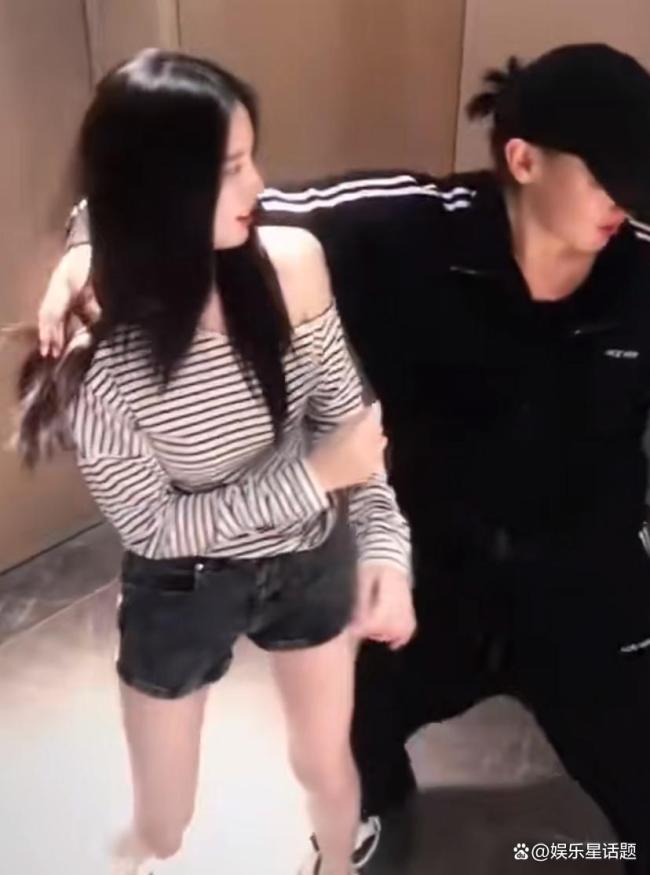 黄子韬徐艺洋跳troublemaker