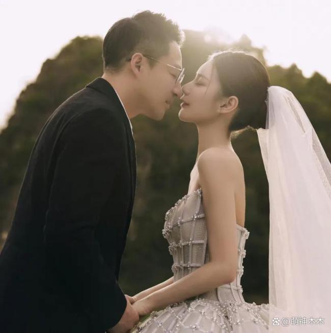 汪小菲兩次婚禮差距大 低調(diào)與平淡中的真摯祝福