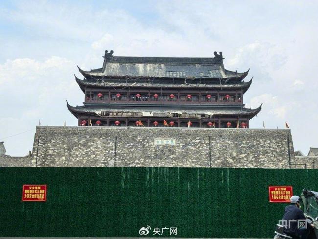 鳳陽(yáng)文旅局回應(yīng)鼓樓瓦片脫落 施工質(zhì)量引質(zhì)疑