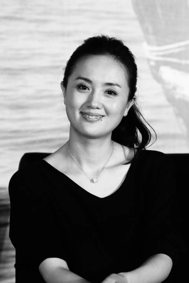 馮遠征發(fā)文悼念朱媛媛 演藝圈齊哀思