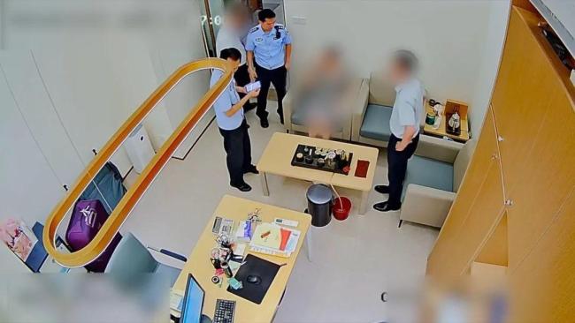 女子欲给男友快递500万现金 网络诈骗险得逞