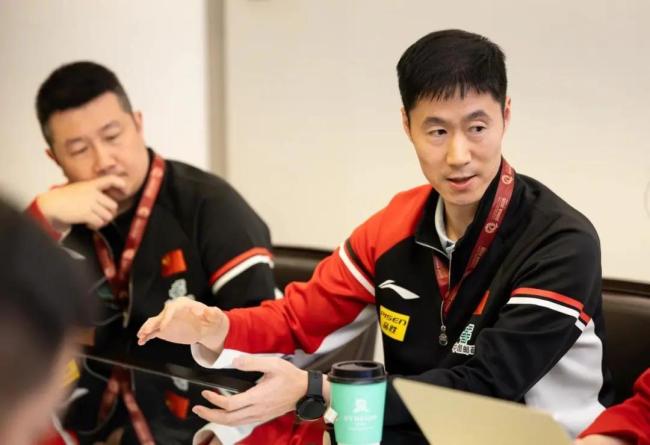 不準(zhǔn)備五塊球板，你都打不下來一屆世乒賽 王楚欽無奈換拍風(fēng)波