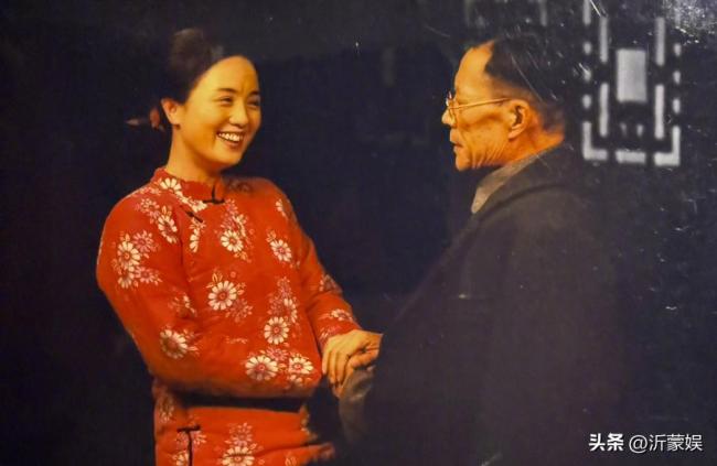李雪健發(fā)手寫信悼念朱媛媛：藝情永存,，思念你的親朋好友！