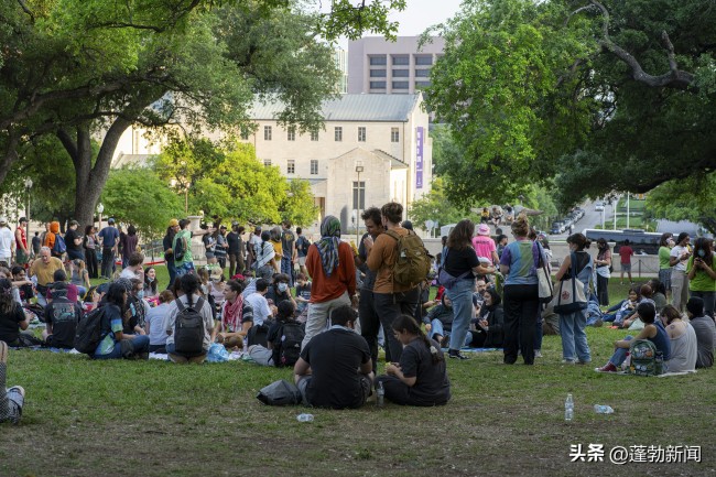 美政府威脅剝奪哈佛大學(xué)的免稅地位,！