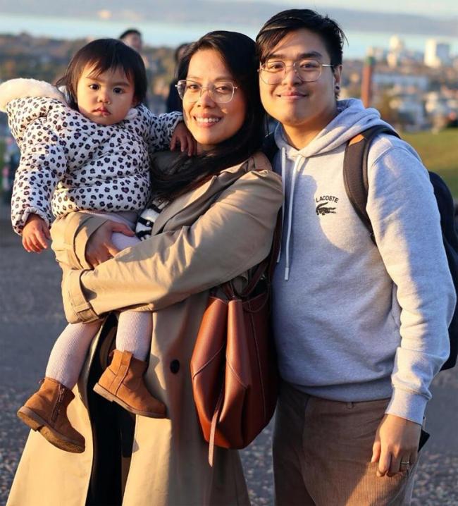 英國(guó)女童智救低血糖昏迷父親 2歲小英雄展現(xiàn)機(jī)智