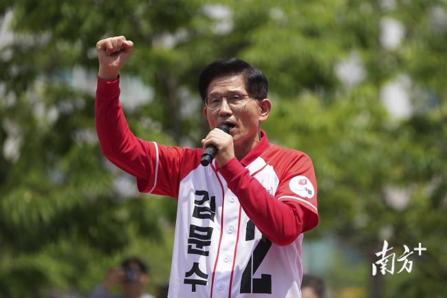 韓國(guó)大選進(jìn)入倒計(jì)時(shí) 誰(shuí)能笑到最后 李在明領(lǐng)先優(yōu)勢(shì)縮窄