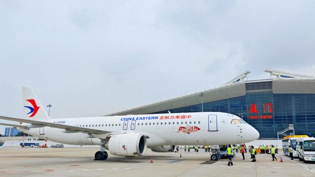 C919國產(chǎn)大飛機(jī)完成廈門首航