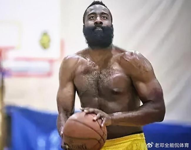 NBA這5張P圖真能以假亂真,，杜蘭特有麒麟臂 科比6塊腹肌 球迷難辨真假