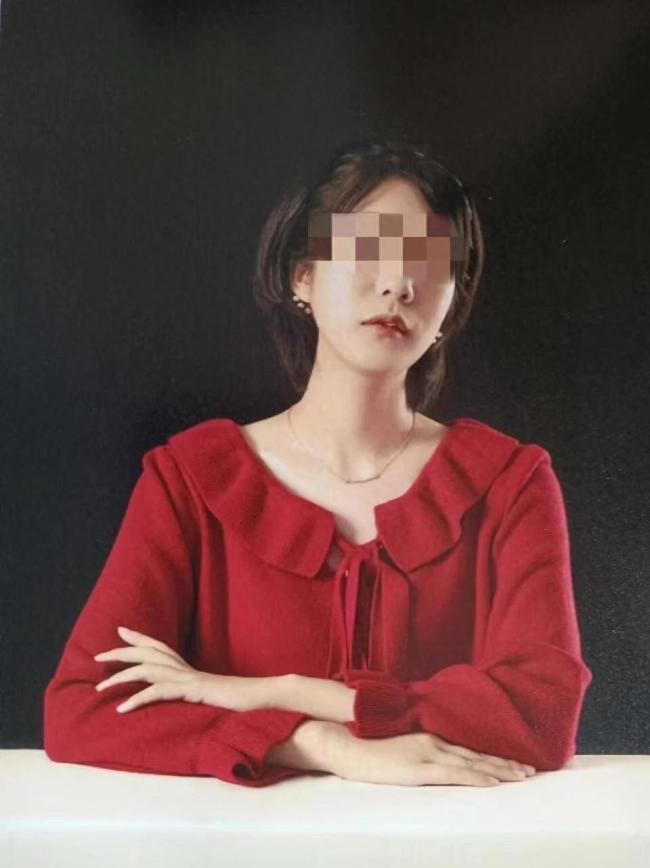 家門口遇害女生母親感謝明星發(fā)聲