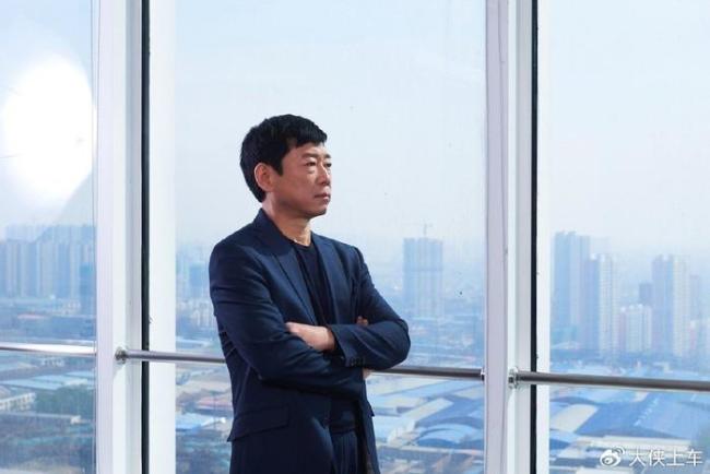 媒体谈魏建军的“行业檄文” 一场批判乱象与自我辩护的双重叙事