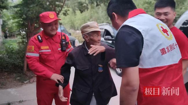 96歲老兵走失找回 曾為陳毅元帥送信