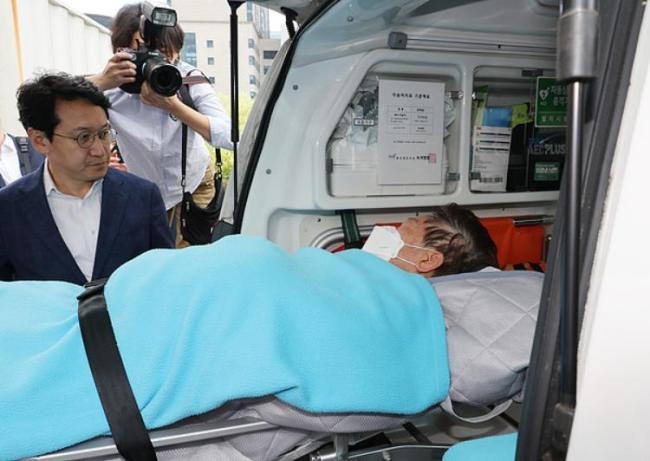 三年連破三次死局 李在明掌舵青瓦臺(tái) 寒門逆襲之路