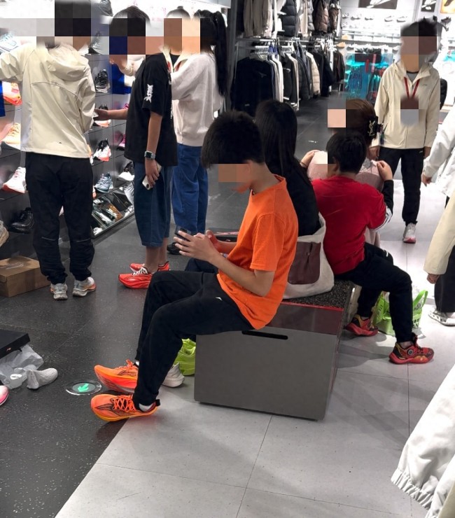 中小学生攀比起