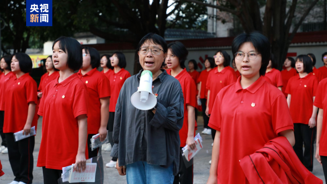 張桂梅的小喇叭再次吹響高考沖鋒號