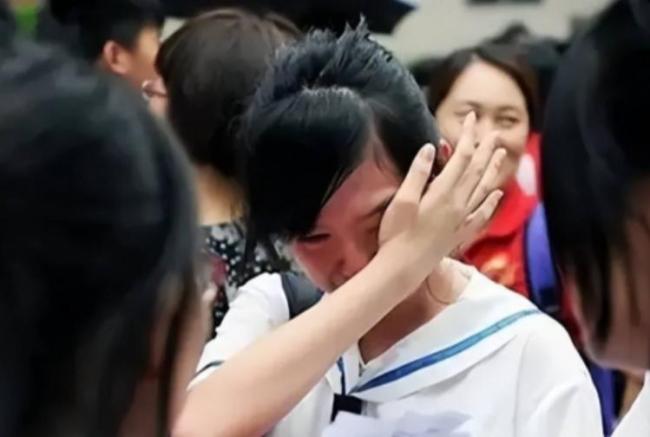 葛軍附體,？今年數(shù)學(xué)卷難度分析 考生心態(tài)各異