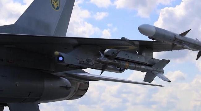 乌克兰如何击落俄苏-35战机 F-16偷袭可能性探讨