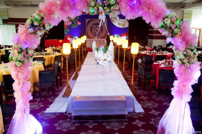 準(zhǔn)新郎結(jié)婚前一晚報(bào)假警被拘